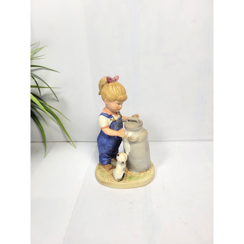 Vintage Homco Denim Days Debbie 1501 Morning Chores Figurine Girl Cat